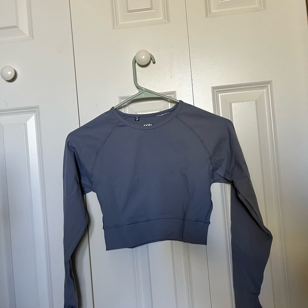 Light blue crop AYBL long sleeve